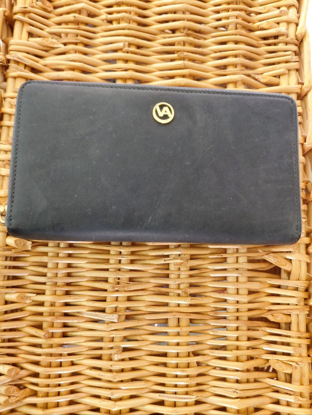 Valentina Distressed Gray Leather Zip Wallet with Gold Logo NWT